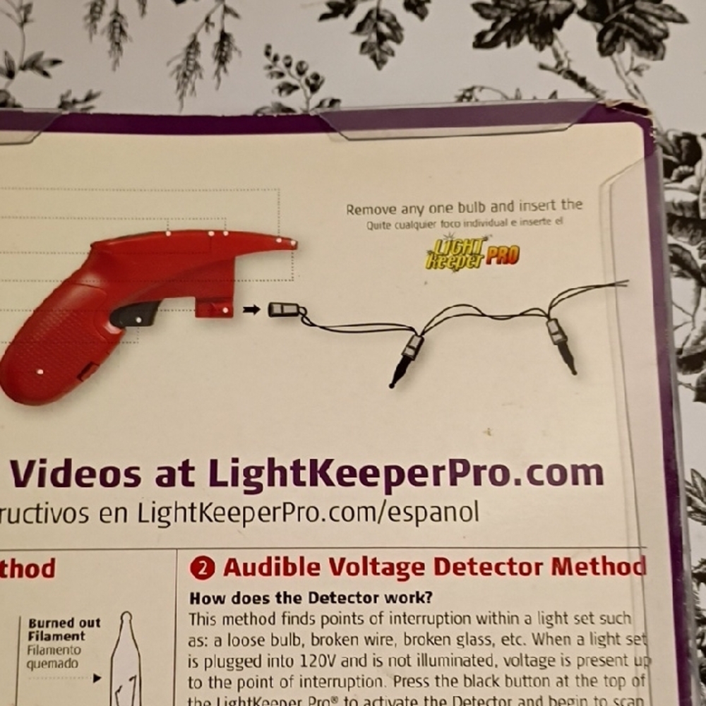 Red Holiday String‎ Light Repair Tool - Picture 7 of 7